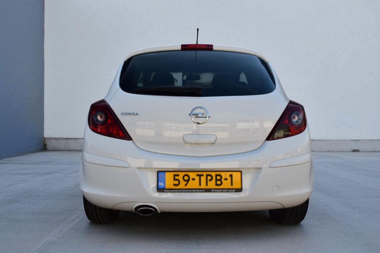 Opel Corsa - 1.2-16V Color Edition 1.2-16V Color Edition, 1e eigenaar, Airco, Extra winterwielenset lichtmetaal, zeer net, NA