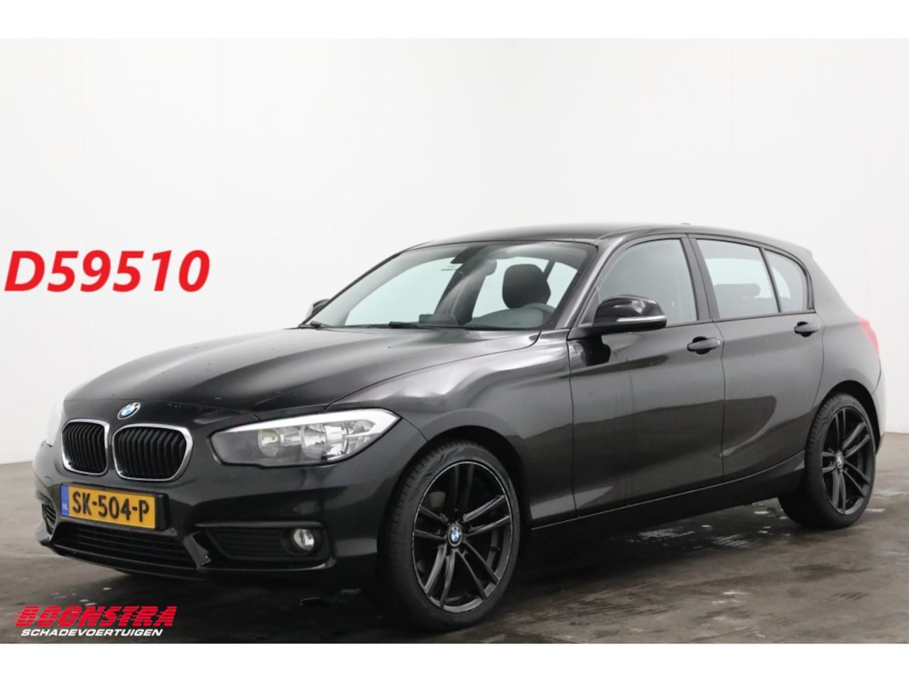 BMW 1-serie - 116i Sport M-Sportstuur Navi Clima SHZ PDC - AutoWereld.nl