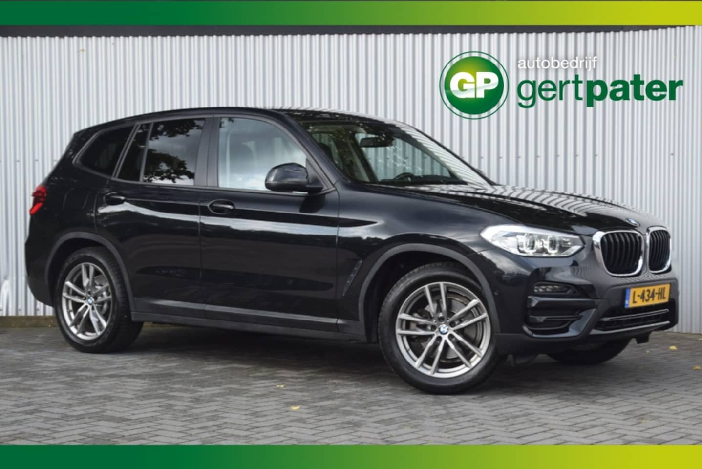 BMW X3 - xDrive20i LED/Carplay/19Inch/Stoelverwarming/Navi - AutoWereld.nl