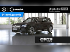 Mercedes-Benz GLB - 200 Premium Plus AMG | 19" lichtmetalen velgen | Widescvreen | Stoelverwarming |