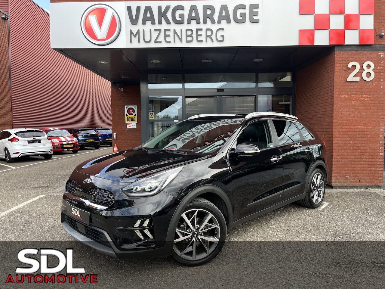 Kia Niro - 1.6 GDi Hybrid ExecutiveLine // LEDER // SCHUIF-KANTELDAK // ELEK. STOEL+GEHEUGEN // JBL / - AutoWereld.nl