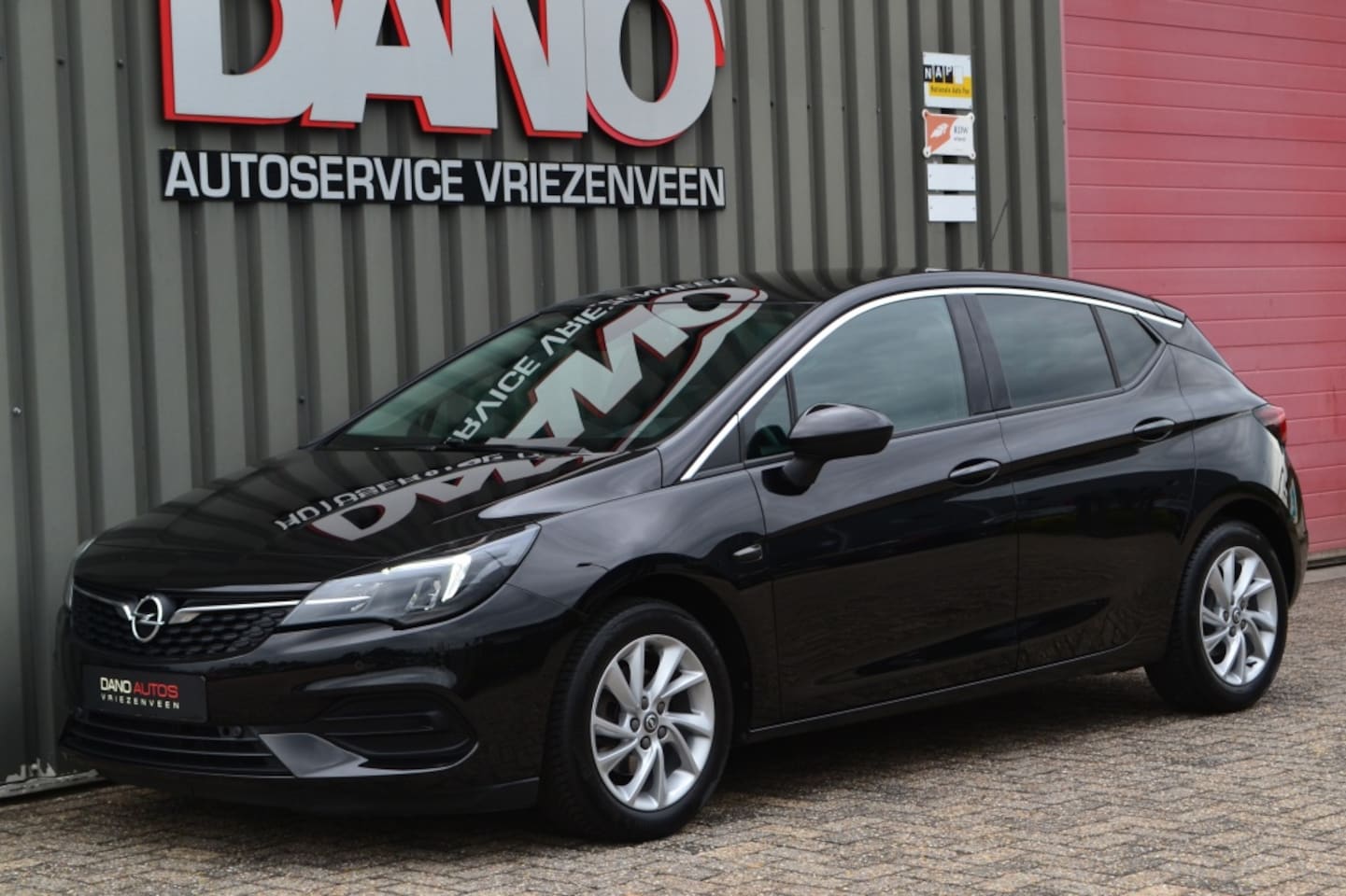 Opel Astra - 1.2 146PK Business Edition LED/Navi/ACC/1e eigenaar - AutoWereld.nl