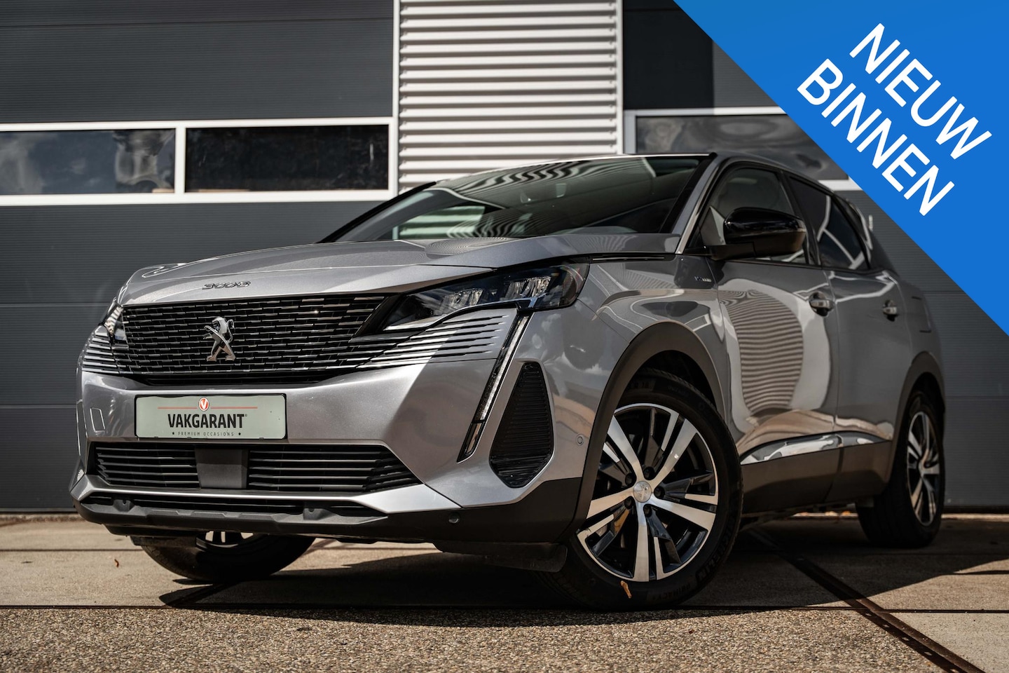 Peugeot 3008 - 1.6 HYbrid 225 Allure Pack Business 1.6 HYbrid 225 Allure Pack Business - AutoWereld.nl