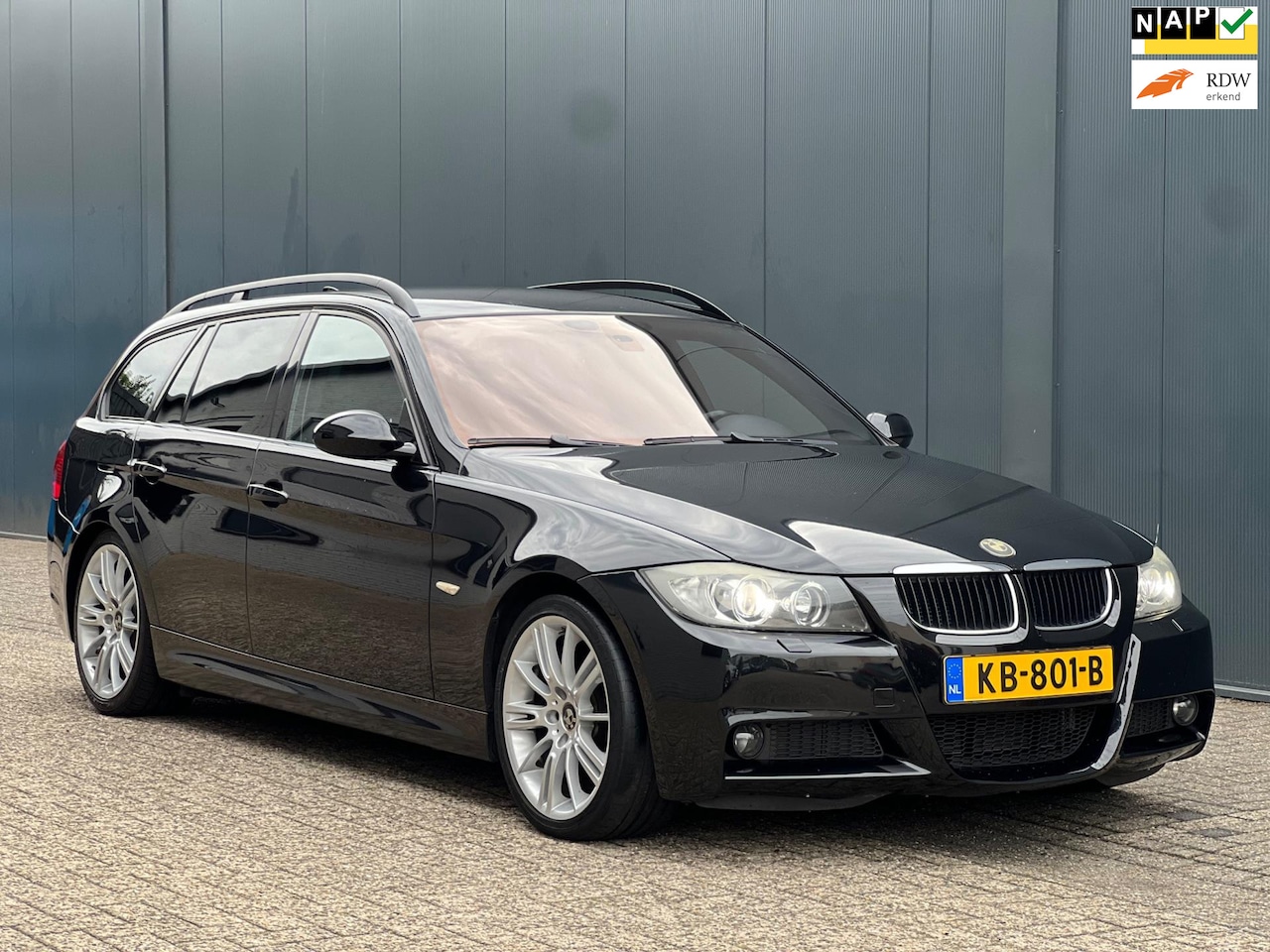 BMW 3-serie Touring - 318i M-Pakket|AUT|StoelVW|Boekjes|Xenon! - AutoWereld.nl