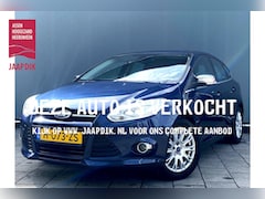 Ford Focus - BWJ 2011 | 1.6T 150PK Titanium | CLIMA | CRUISE | STOELVERW | PARKPILOT | PDC 2X |