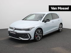 Volkswagen Golf - 1.5 eHybrid GTE 272 PK | Plug-In | Trekhaak | LED Matrix Koplampen | Digital Cockpit Pro |