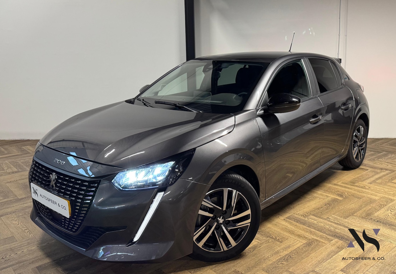 Peugeot 208 - 1.2 PureTech CAMERA CARPLAY' - AutoWereld.nl