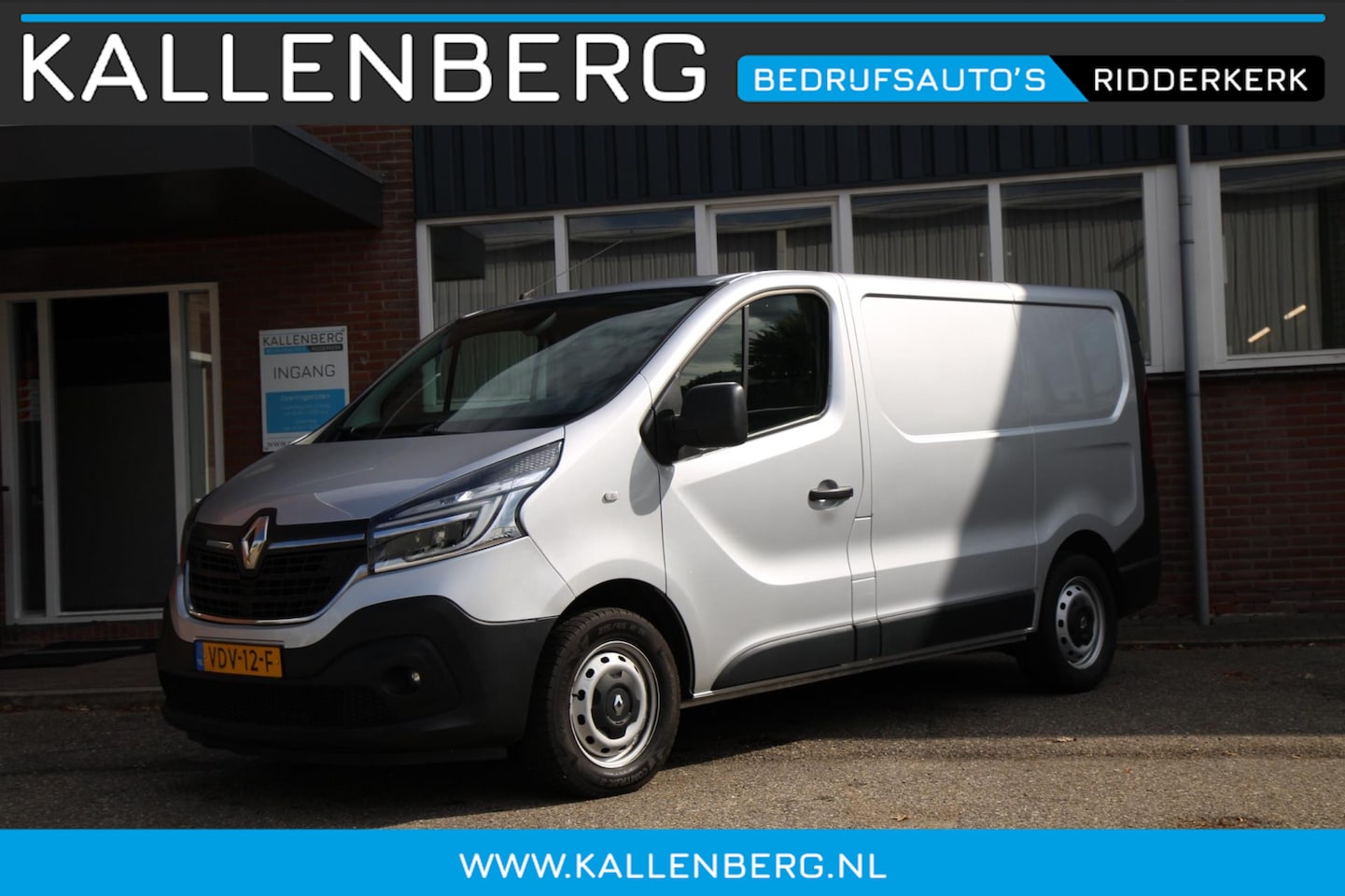 Renault Trafic - 1.6 dCi 95PK T29 L1H1 Comfort / Trekhaak / App connect / Camera - AutoWereld.nl
