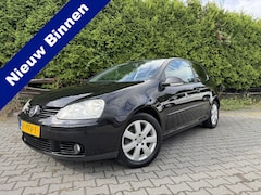 Volkswagen Golf - 1.4 Trendline Business Airco, Cruise, Carplay, Trekhaak