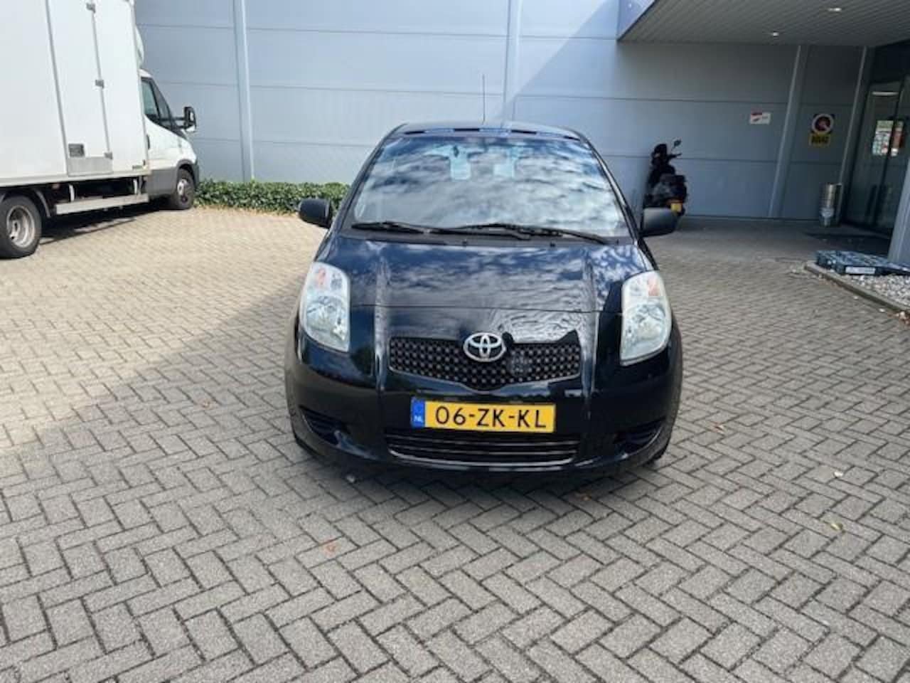 Toyota Yaris - 1.3 VVT-i Terra 1.3 VVTi Terra - AutoWereld.nl