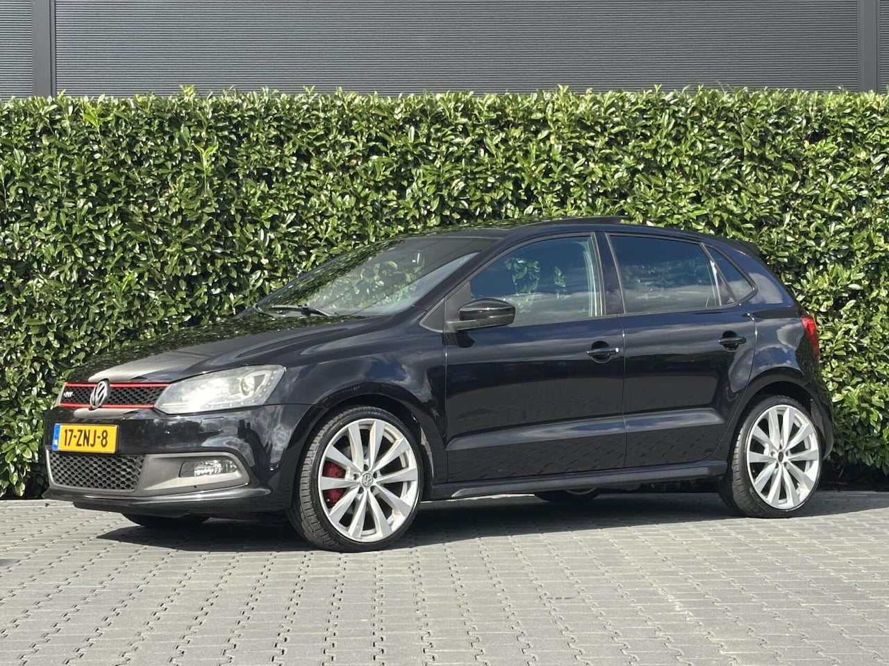 Volkswagen Polo - 1.4 TSI GTI 1.4 TSI GTI, NL AUTO, NAP, PANO, NAVI, CRUISE, FLIPPERS, ECC-AIRCO, LICHTMETAAL 18" - AutoWereld.nl