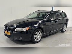 Volvo V70 - 2.5FT Momentum AUTOMAAT / XENON