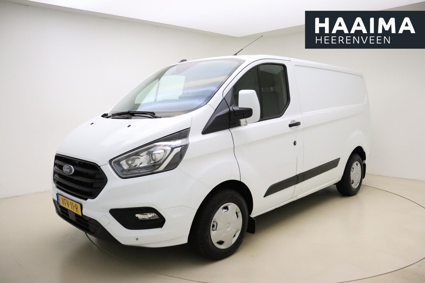 Ford Transit Custom - 280 2.0 TDCI L1H1 Trend | Navigatie | Trekhaak | Achteruitrijcamera | 3-Zits | Laadruimte - AutoWereld.nl