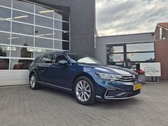 Volkswagen Passat Variant - 1.4 TSI PHEV GTE Business, camera, app connect, adaptive cruise, electrische achterklep, m