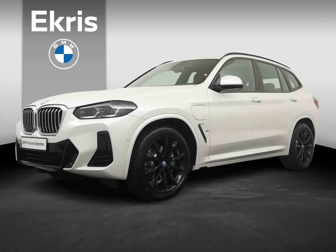 BMW X3 - xDrive30e | M-Sportpakket | Panoramadak | HiFi | 19'' - AutoWereld.nl