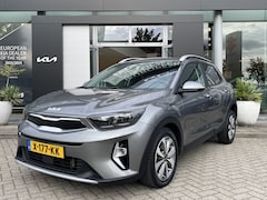 Kia Stonic - 1.0 T-GDi MHEV DynamicPlusLine Navigatie | 1ste eigenaar | Climate | Keyless Info Daan 049
