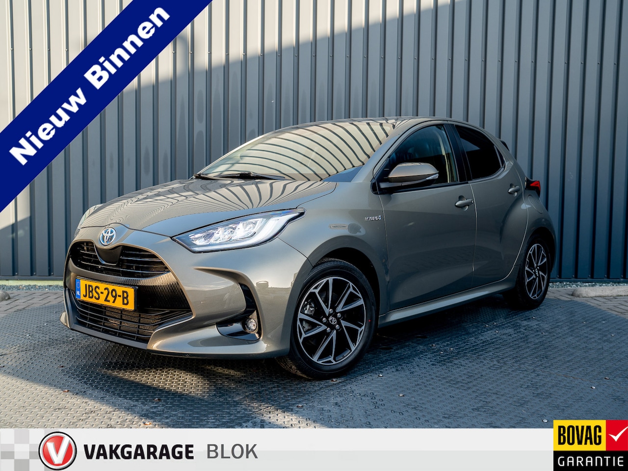 Toyota Yaris - 1.5 Hybrid 115 Dynamic | Stoelverw. | Camera | Reservewiel | Prijs Rijklaar!! - AutoWereld.nl
