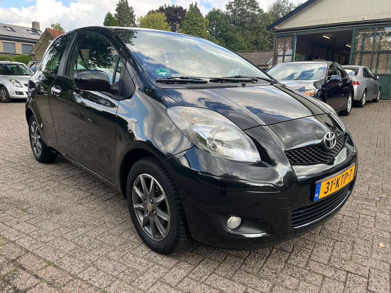 Toyota Yaris - 1.3 16v VVT-i 99pk 3D Aspiration - AutoWereld.nl