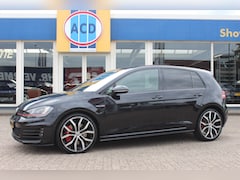 Volkswagen Golf - 2.0 TSI 230pk 5D DSG GTI Performance | Orig. NL | 1ste Eig. | PanoramaDak | Dyn Audio |