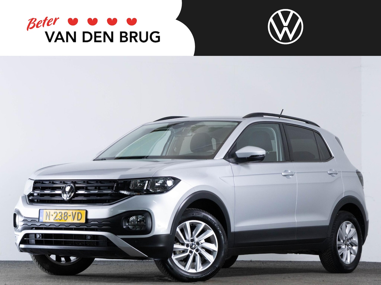 Volkswagen T-Cross - 1.0 TSI 95 PK Life | Navigatie | Airco | Adaptieve Cruise Control | - AutoWereld.nl