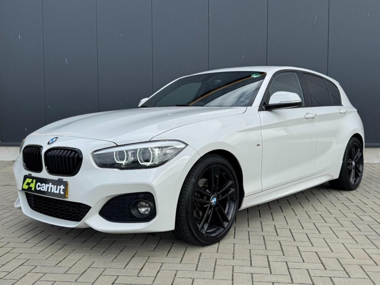BMW 1-serie - 118I M sport Aut. Dealer ond. NL auto - AutoWereld.nl