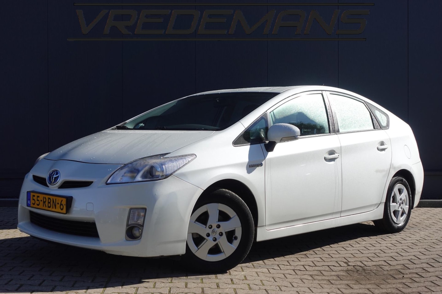 Toyota Prius - 1.8 Comfort HEAD-UP DISPL. - AutoWereld.nl