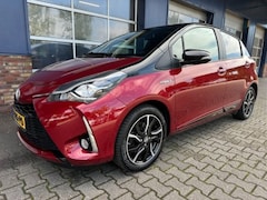 Toyota Yaris - 1.5 HYB. PREMIUM PANO. CAMERA. ALL.IN