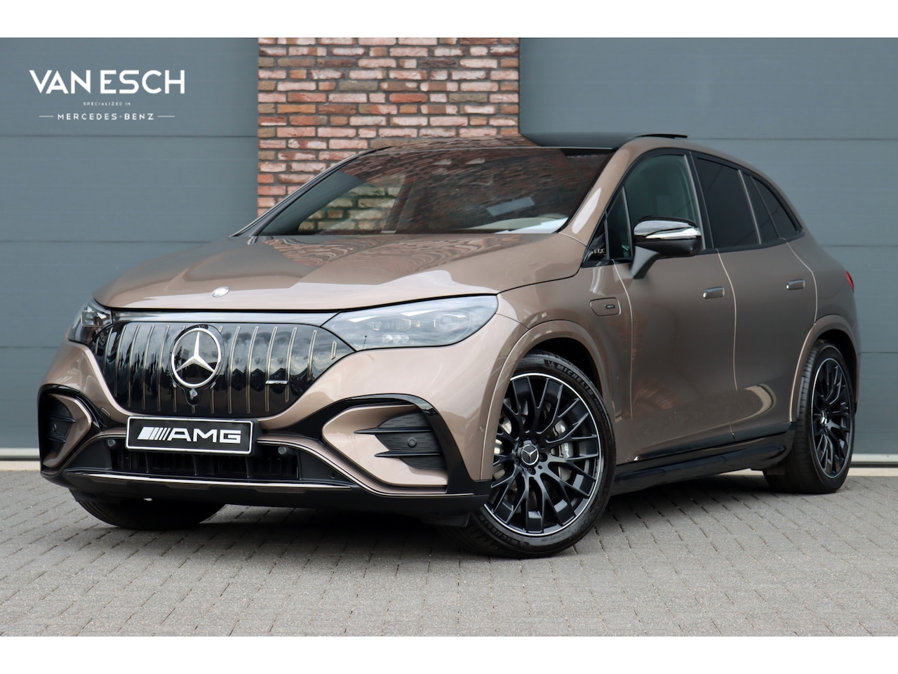 Mercedes-Benz EQE SUV - AMG 43 4MATIC Premium+ 91 kWh | Hyperscreen | Achterasbesturing | Luchtvering | Distronic+ - AutoWereld.nl