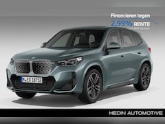BMW iX1 - eDrive20 67 kWh | Achteruitrijcamera | Comfort Access | Stoelverwarming | Panoramadak | PD