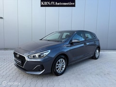 Hyundai i30 - 1.4 LEVEL 3 |Stoelverw|Camera|Dealer onderh