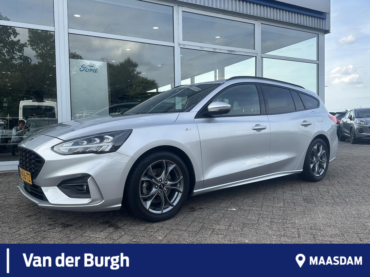 Ford Focus Wagon - 1.0 EcoBoost Hybrid ST Line X Business 1.0 EcoBoost Hybrid ST Line X Business - AutoWereld.nl