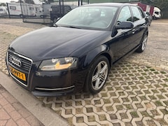 Audi A3 Sportback - 1.6 TDI Attraction Pro Line Business