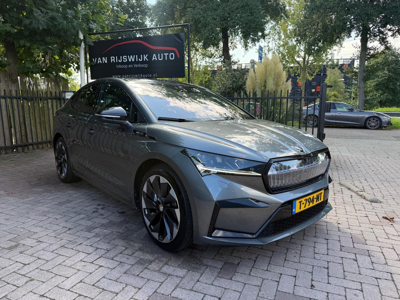 Skoda Enyaq Coupé iV - 80 Sportline Pano Kuipstoelen 29890NETTO Full Option - AutoWereld.nl