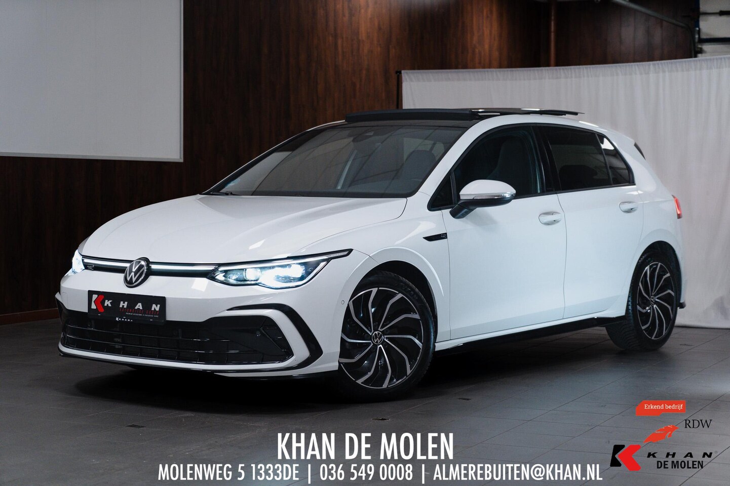 Volkswagen Golf - 1.5 eTSI 3x R-Line Pano|IQ|ACC|AppleCarplay|Trekhaak - AutoWereld.nl