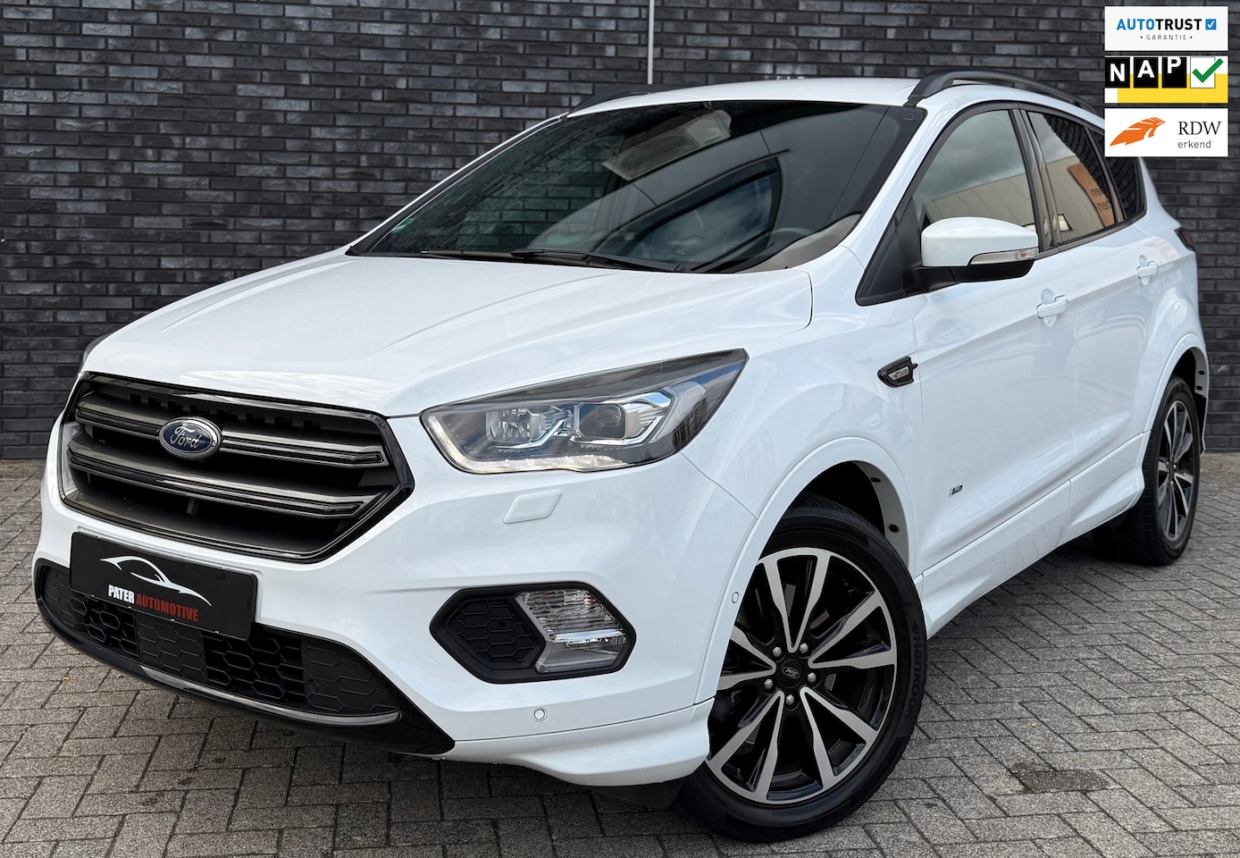 Ford Kuga - 1.5 EcoBoost ST Line 182pk Aut|Dealer Onderhouden|1850kg Trekgewicht|360 PDC|Full Led|Crui - AutoWereld.nl