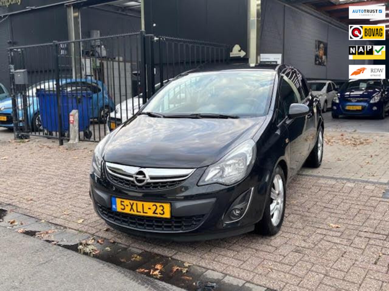 Opel Corsa - 1.2-16V BlitZ|AIRCO|NAVI|APK|ORGNL - AutoWereld.nl