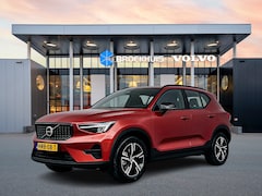 Volvo XC40 - B4 Plus Dark | 18" | Trekhaak | Elektrische stoelen | Harman Kardon | Adaptieve cruise | B