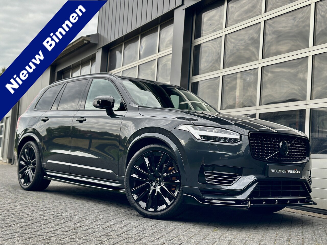 Volvo XC90 - 2.0 T8 Recharge | AWD | Dark Label | Panoramadak | Verwarmde voorruit | Adapt Cruise | Spo - AutoWereld.nl