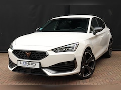 CUPRA Leon - 1.4 e-Hybrid VZ 245PK | Keyless | ACC | Ambient | Stuurwielverw. | Carplay