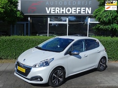 Peugeot 208 - 1.2 PureTech Allure - XENON - PARK CAMERA - VOL ONDERHOUDEN - NAVIGATIE - CLIMATE / CRUISE