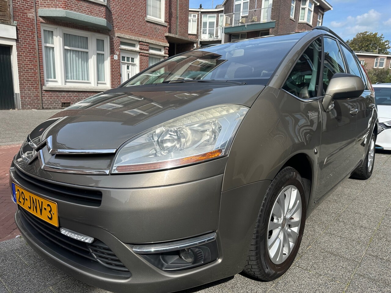 Citroën Grand C4 Picasso - 1.6 VTi Dynamique 7p. Met nieuwe apk Goed Rijdende Auto - AutoWereld.nl