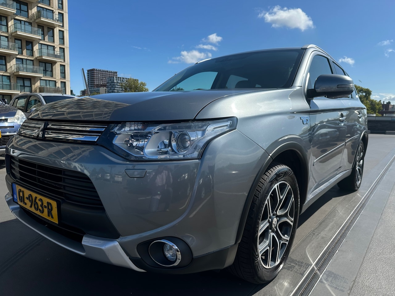 Mitsubishi Outlander - 2.0 PHEV Limited Edition X-Line LPG G3 Zeer Zuinig Rijden Nette Auto Vol Opties - AutoWereld.nl