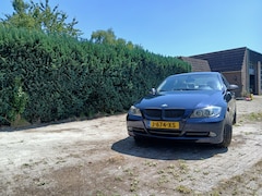 BMW 3-serie - 330xi High Executive