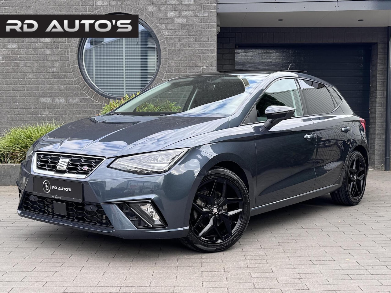 SEAT Ibiza - 1.0 TSI FR Automaat Pano Camera Keyless Stoelverwarming - AutoWereld.nl