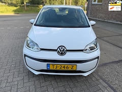 Volkswagen Up! - 1.0 BMT move up 6 maanden garantie.((( airco/ 5 deurs )))