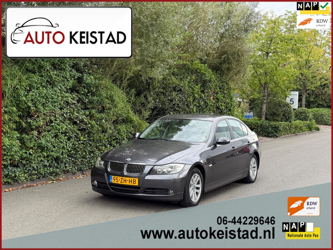 BMW 3-serie - 325i AUTOMAAT NAVIGATIE/LEDER/CRUISE! NETTE STAAT! - AutoWereld.nl