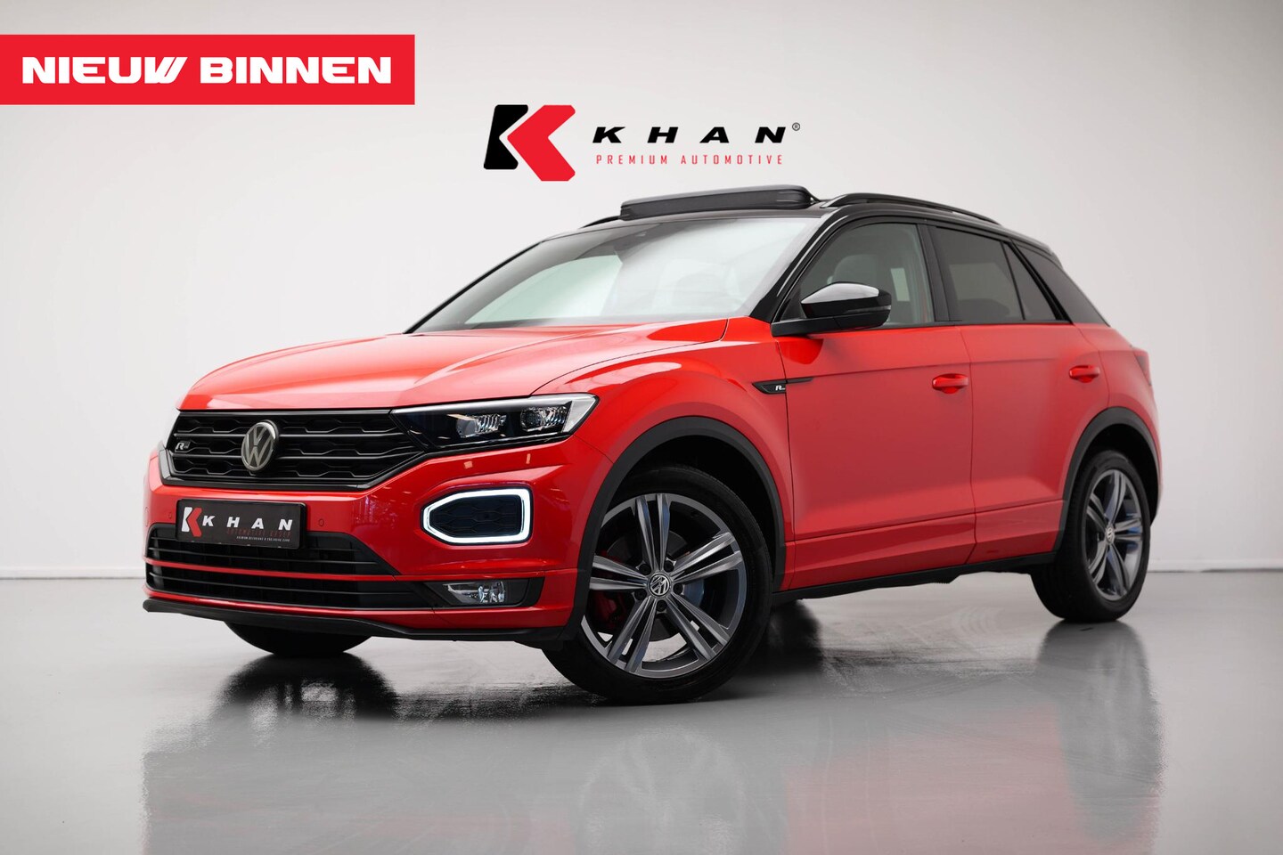 Volkswagen T-Roc - 1.5 TSI Sport Business R |Pano|Camera|ACC|Dodehoek|Carplay| - AutoWereld.nl