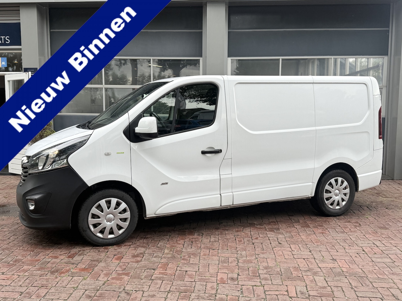 Opel Vivaro - 1.6 CDTI L1H1 Edition EcoFlex Navi,Trekhaak,Cruise,Airco 2015 Apk 01-2026 - AutoWereld.nl