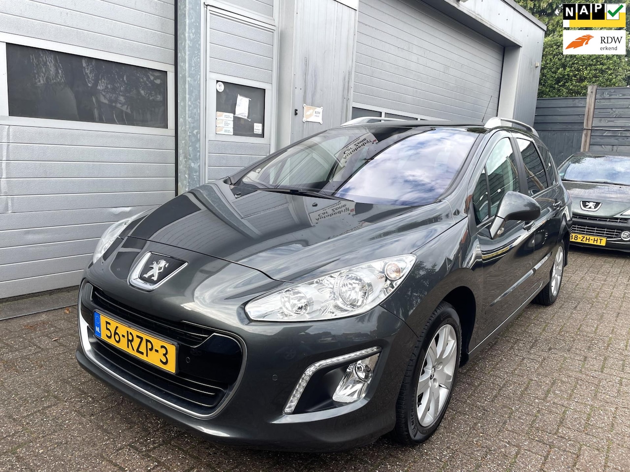 Peugeot 308 SW - 1.6 VTi-Navi-Panorama-Clima-Cruise-Trekhaak - AutoWereld.nl
