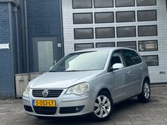 Volkswagen Polo - 1.2-12V Trendline | Airco | Cruise | PDC | 5-DRS